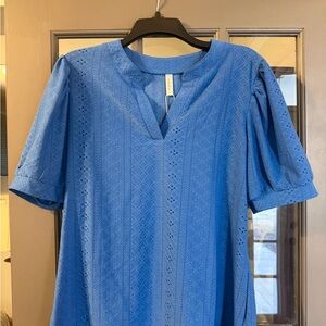 Dokotoo Women’s top